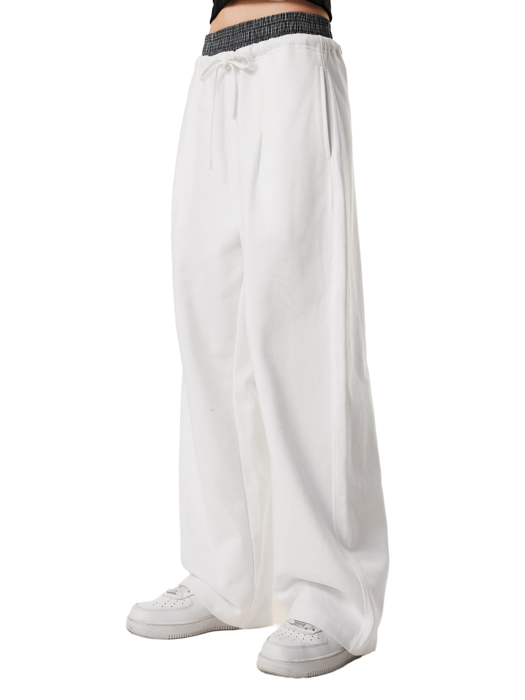 Women’s Plaid Contrast Waist Pants