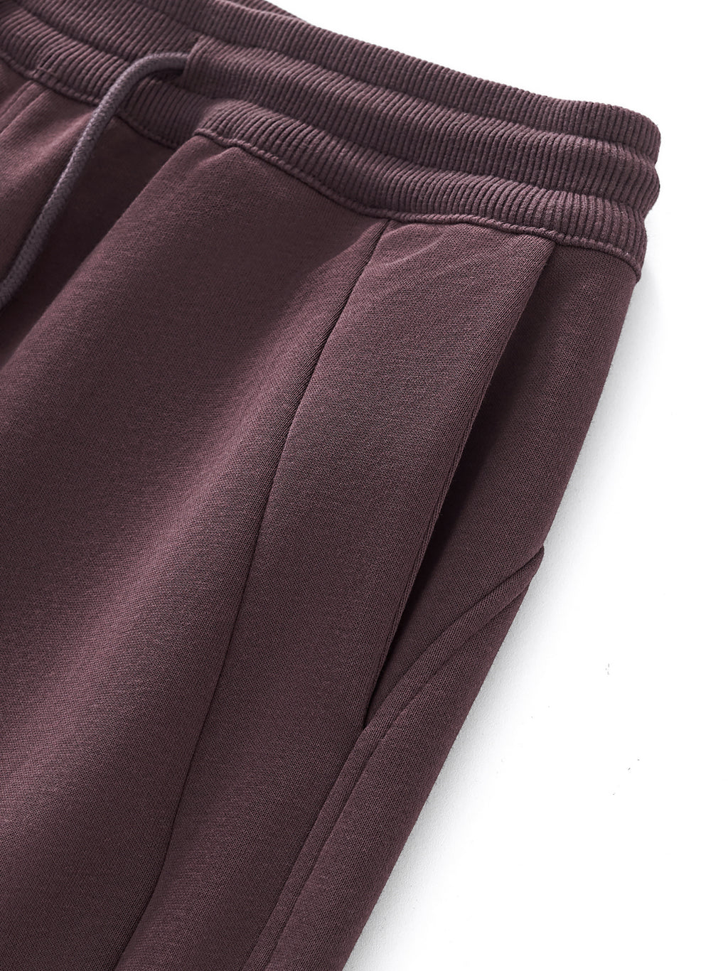 Women’s Straight-Leg Sweatpants